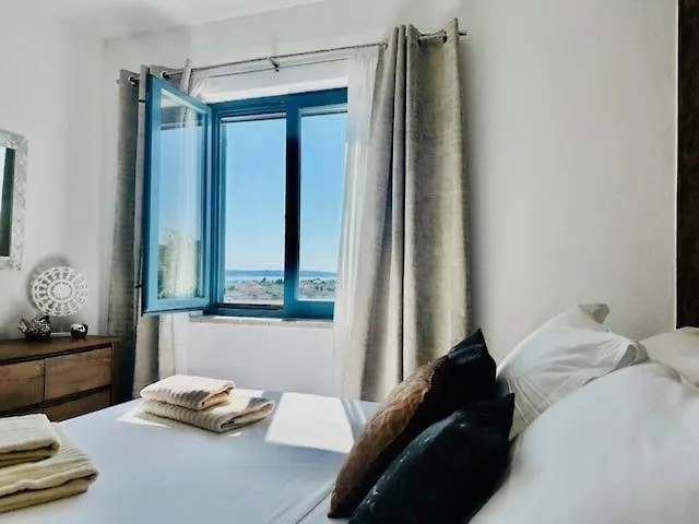 Dee Πανσιόν Lukoran