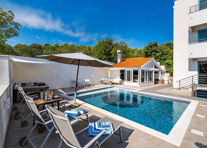 بيت ضيافة Dee 4*