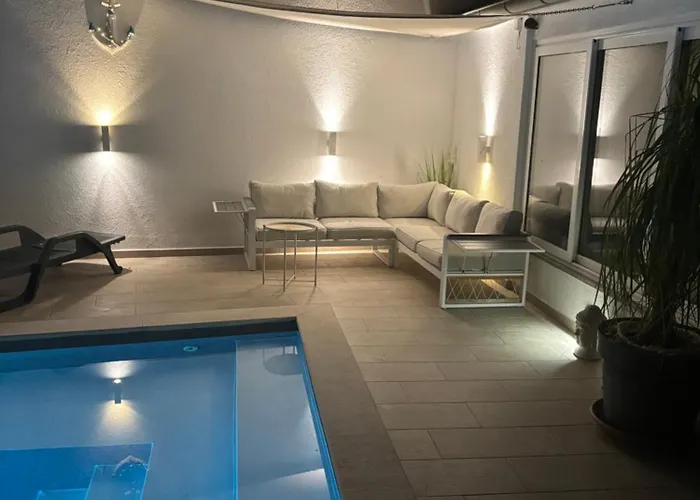 Dee بيت ضيافة Lukoran